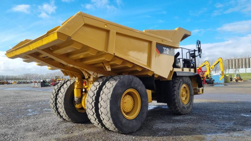 Caterpillar 772 - شاحنة قلابة صلبة/ شاحنة صخور: صورة 1 Caterpillar 772 - شاحنة قلابة صلبة/ شاحنة صخور: صورة 1