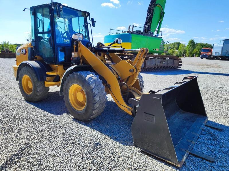 Caterpillar 908M - اللودر بعجل: صورة 3 Caterpillar 908M - اللودر بعجل: صورة 3