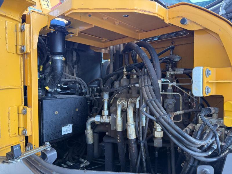 Volvo ECR235EL - حفار زاحف: صورة 5 Volvo ECR235EL - حفار زاحف: صورة 5