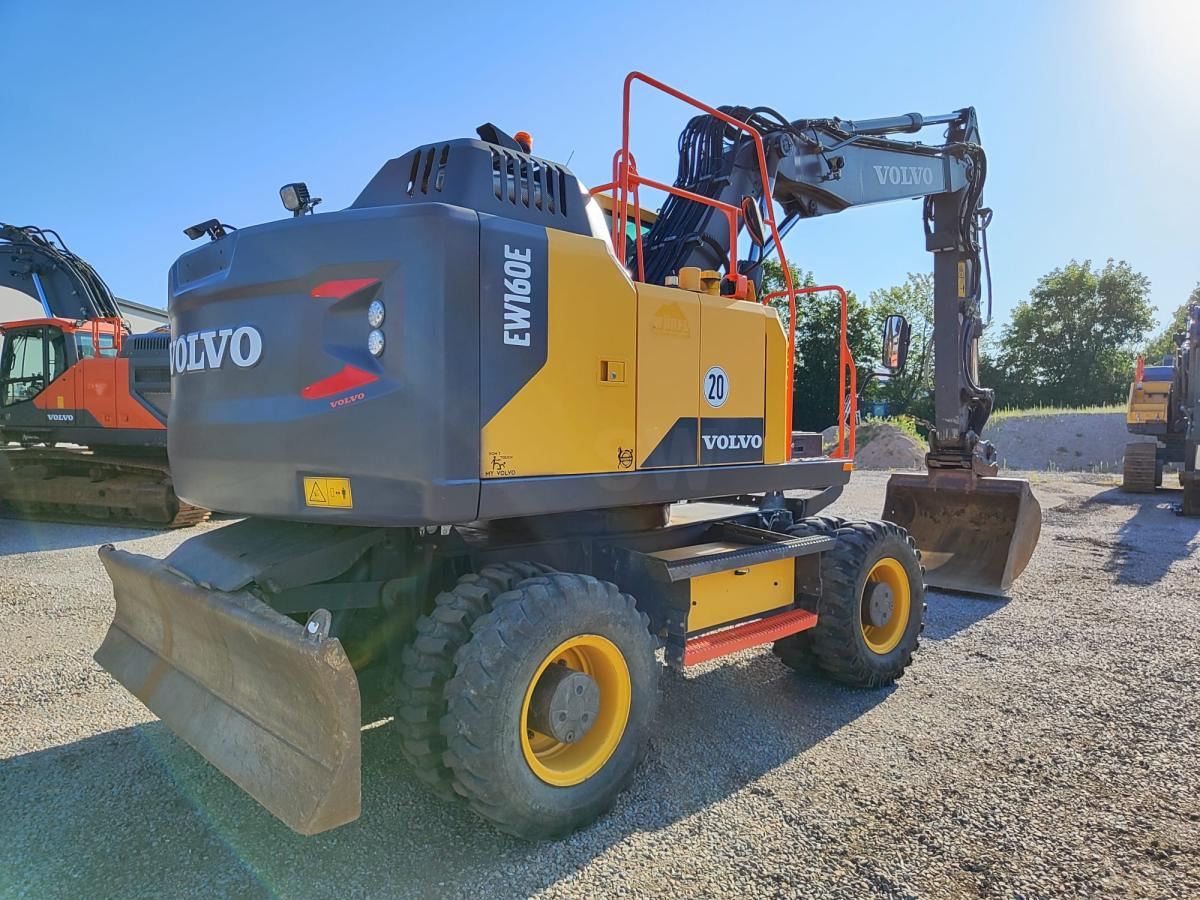 Volvo EW160E - حفار ذو عجلات: صورة 4 Volvo EW160E - حفار ذو عجلات: صورة 4