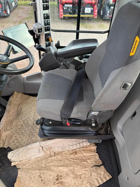 Volvo L120H Long Boom - اللودر بعجل: صورة 5 Volvo L120H Long Boom - اللودر بعجل: صورة 5