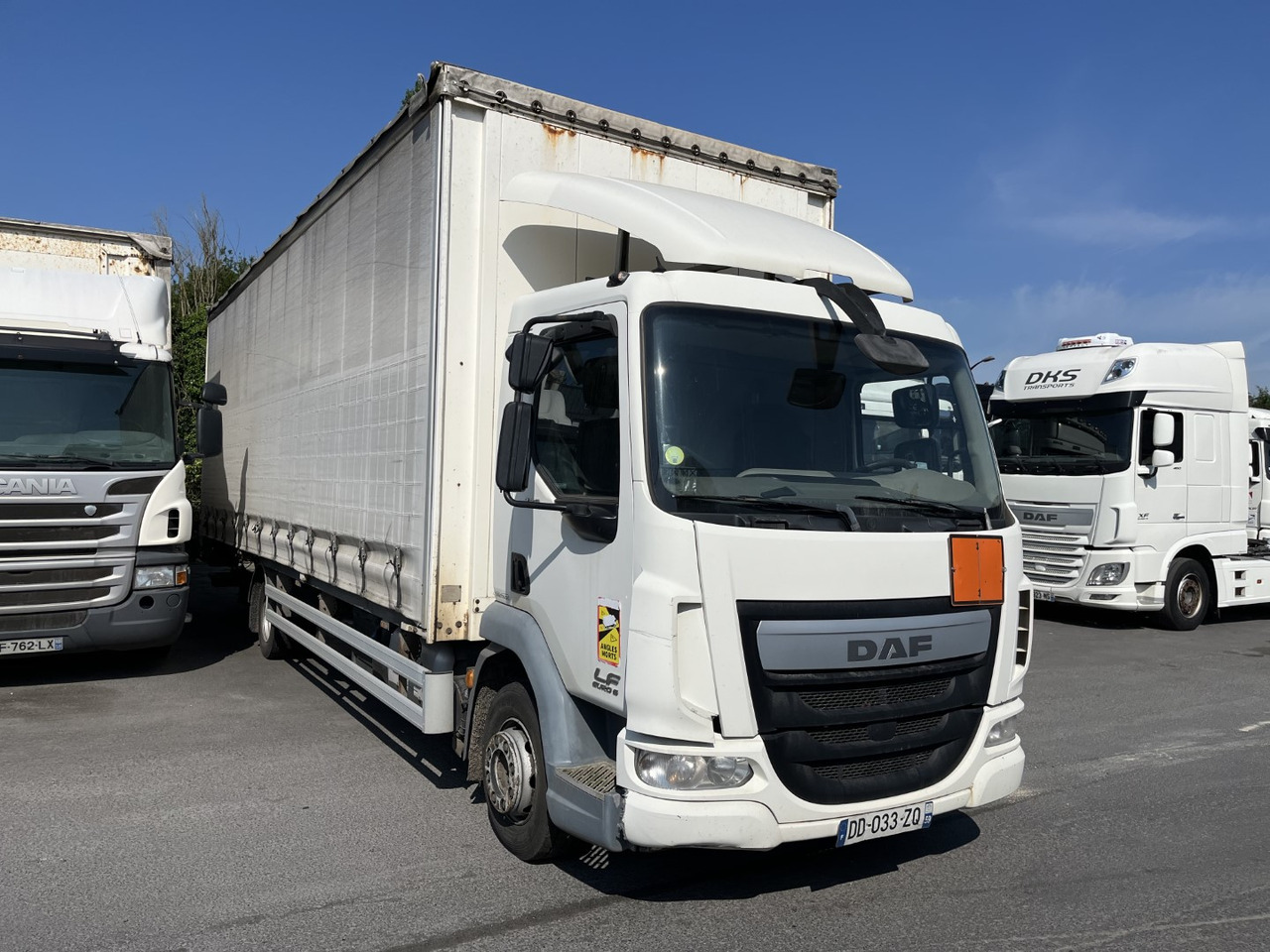 DAF LF 220 - شاحنة صندوقية: صورة 1 DAF LF 220 - شاحنة صندوقية: صورة 1
