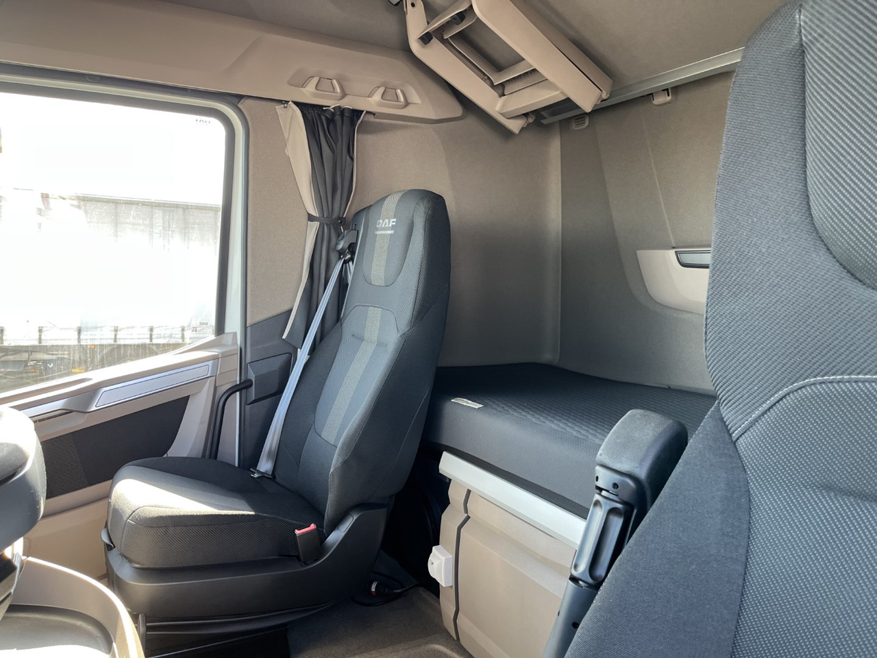 DAF XG 530 - رأس تريلا: صورة 5 DAF XG 530 - رأس تريلا: صورة 5