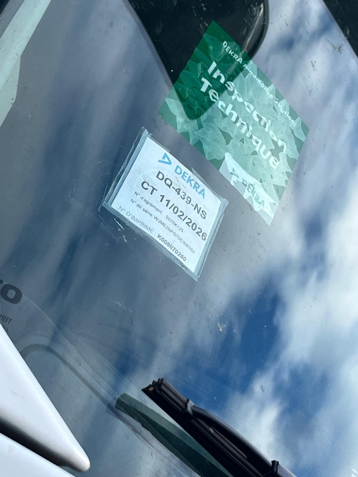 Iveco Eurotrakker 260E36 - شاحنات مسطحة: صورة 5 Iveco Eurotrakker 260E36 - شاحنات مسطحة: صورة 5