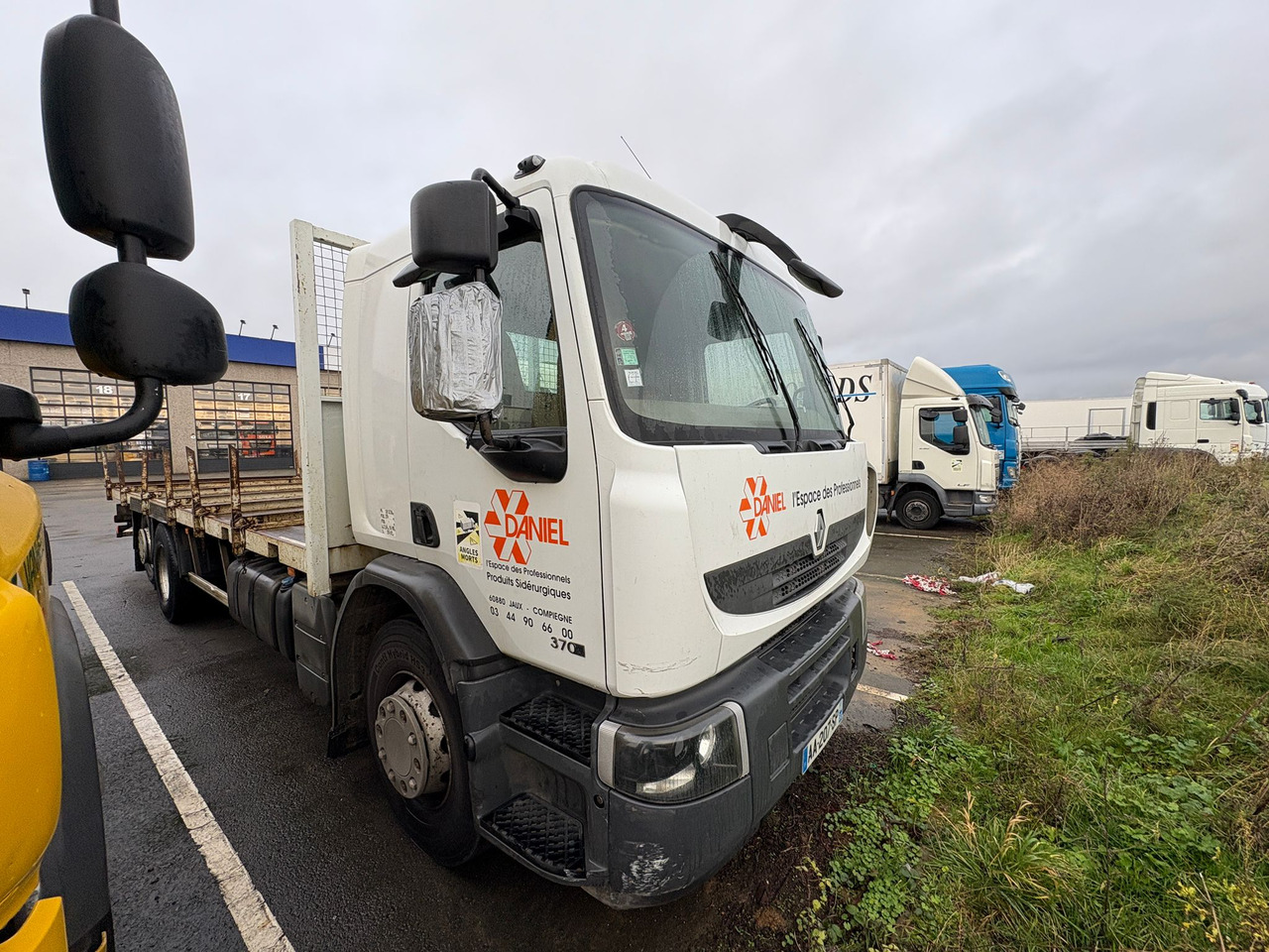 Renault Premium 370 DXI - شاحنات مسطحة: صورة 1 Renault Premium 370 DXI - شاحنات مسطحة: صورة 1