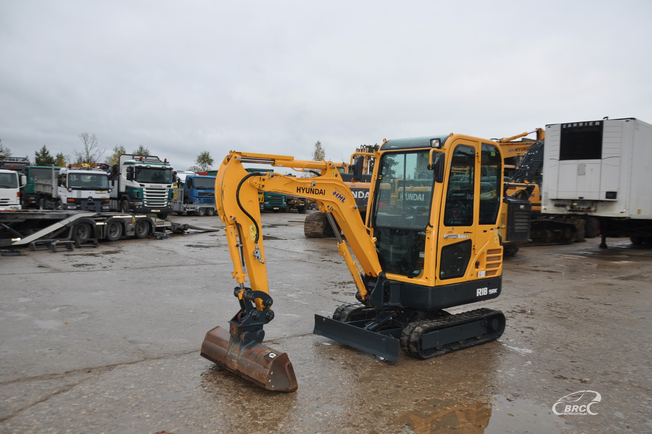 Hyundai R18-9AK - حفار صغير: صورة 1 Hyundai R18-9AK - حفار صغير: صورة 1