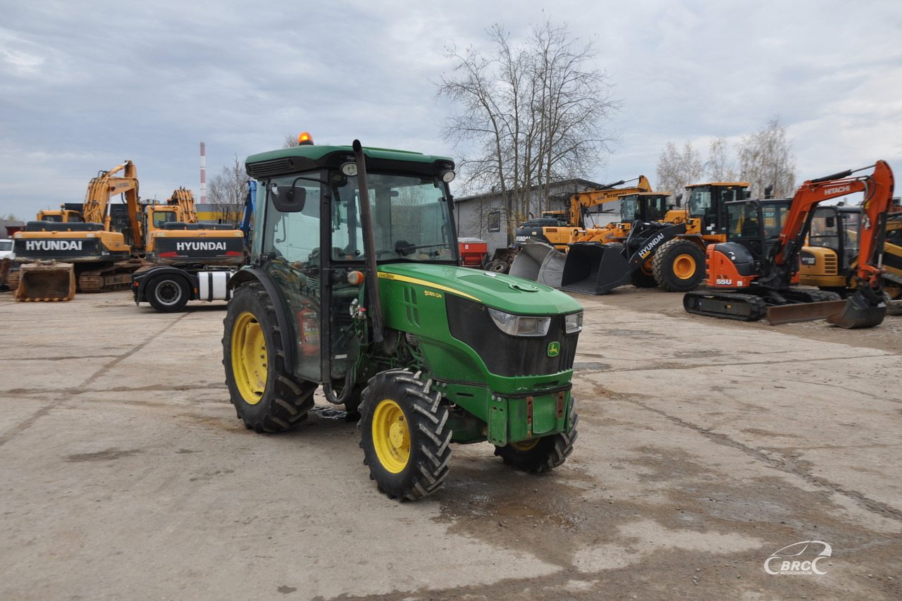 John Deere 5085 - جرار: صورة 2 John Deere 5085 - جرار: صورة 2