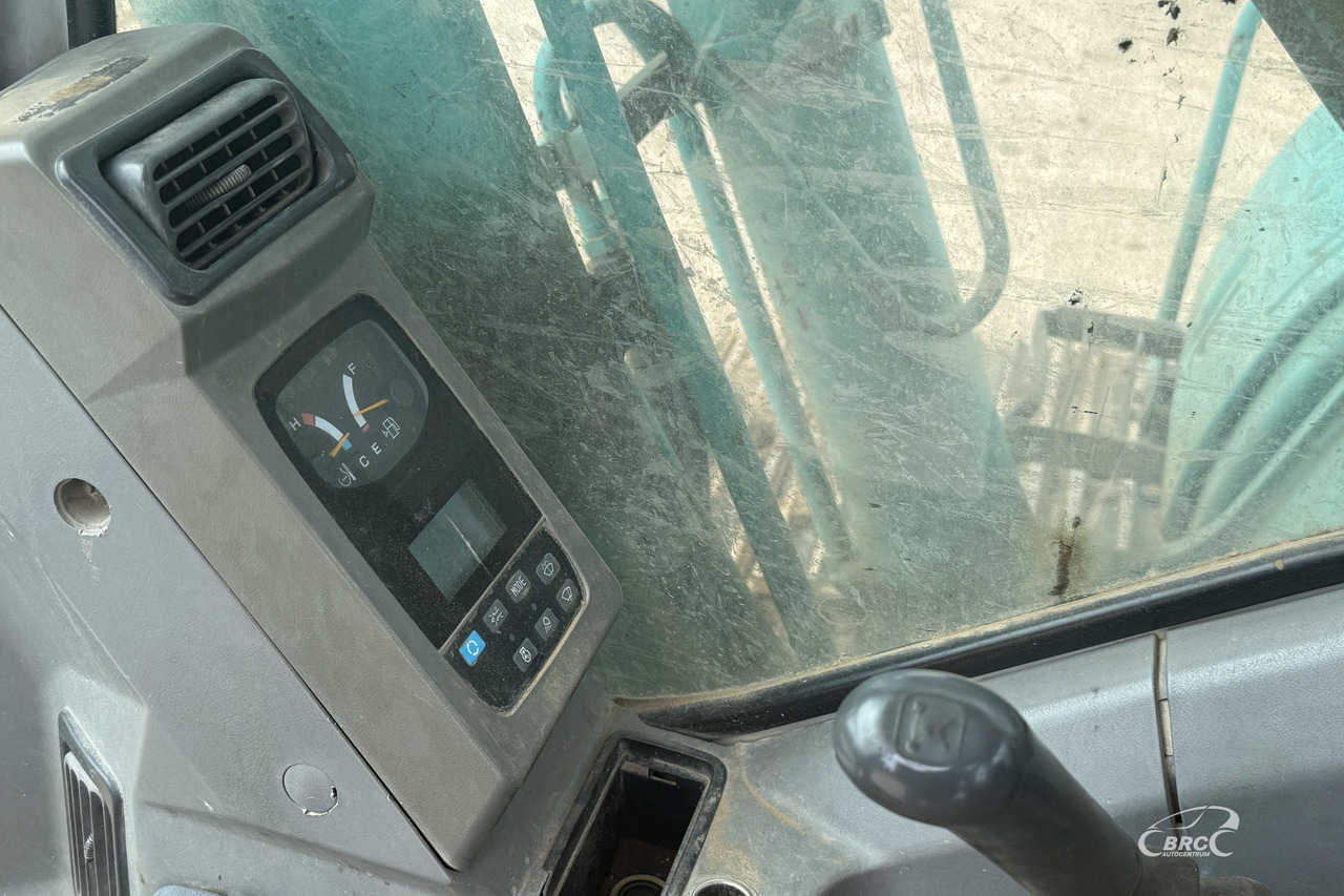 حفار زاحف Kobelco SK230LC: صورة 14