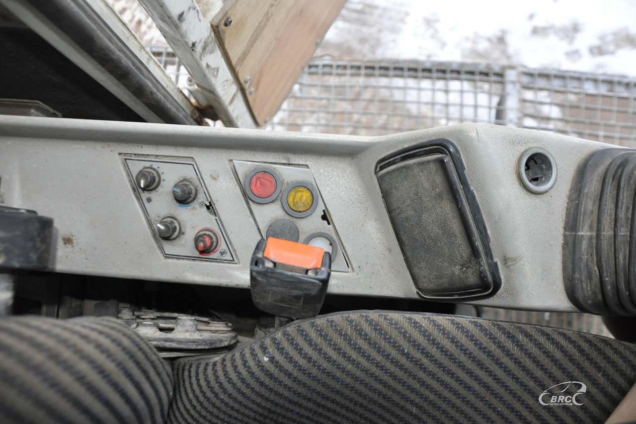 حفار زاحف Liebherr R944: صورة 13