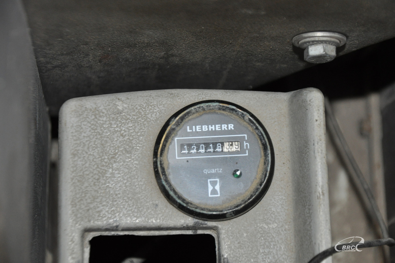 حفار زاحف Liebherr R944: صورة 14