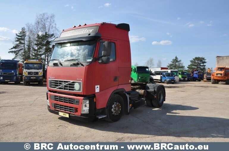 Volvo FH12 ADR - مقطورة السحب: صورة 1 Volvo FH12 ADR - مقطورة السحب: صورة 1