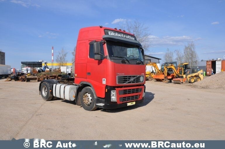 Volvo FH12 ADR - مقطورة السحب: صورة 2 Volvo FH12 ADR - مقطورة السحب: صورة 2