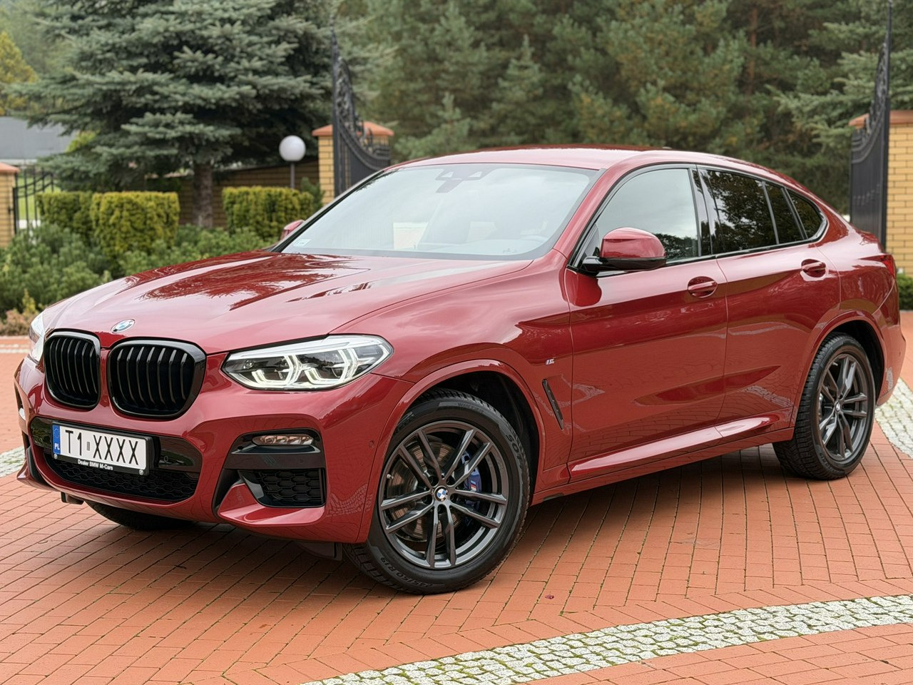 BMW X4 - سيارة دفع رباعي: صورة 4 BMW X4 - سيارة دفع رباعي: صورة 4