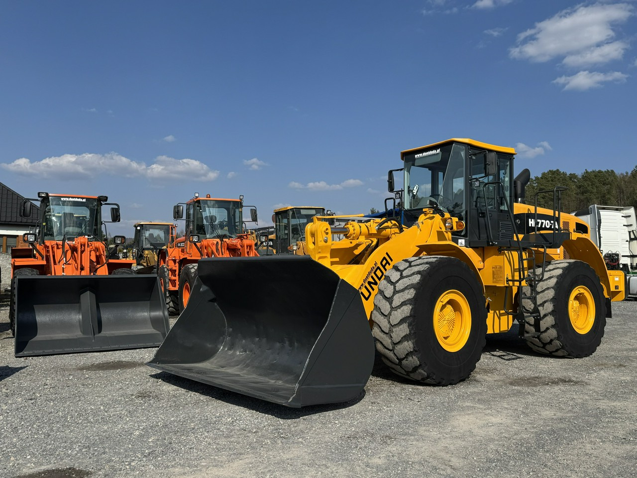 Hyundai HL770-7A - اللودر بعجل: صورة 1 Hyundai HL770-7A - اللودر بعجل: صورة 1
