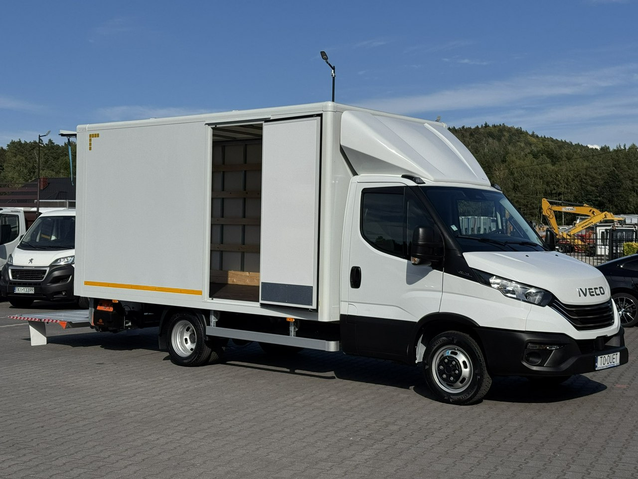 Iveco Daily 35C14 - شاحنة بصندوق مغلق: صورة 2 Iveco Daily 35C14 - شاحنة بصندوق مغلق: صورة 2