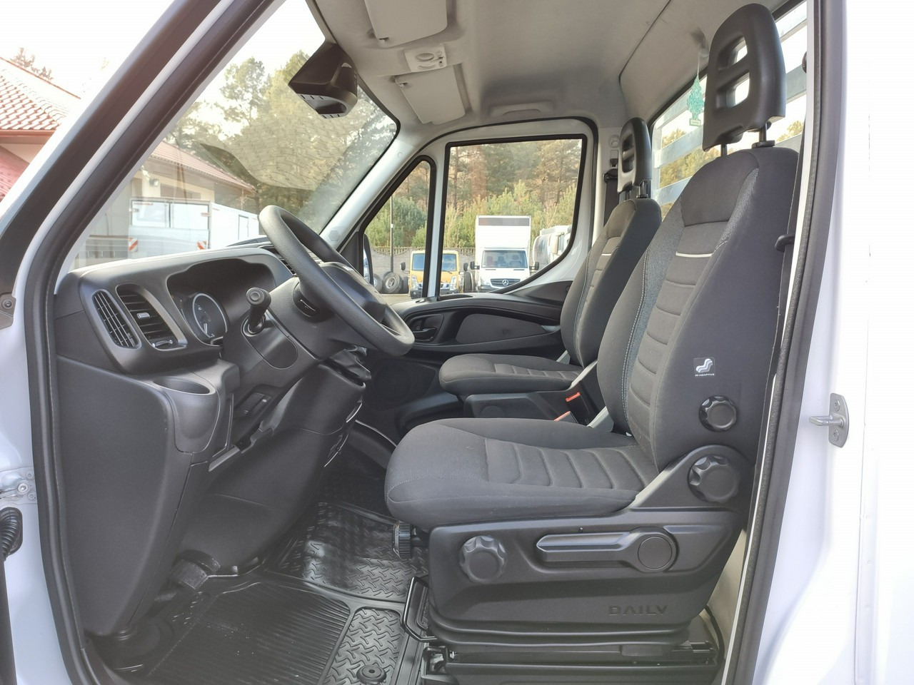 شاحنة توصيل مفتوحة Iveco Daily 35S16 V: صورة 19