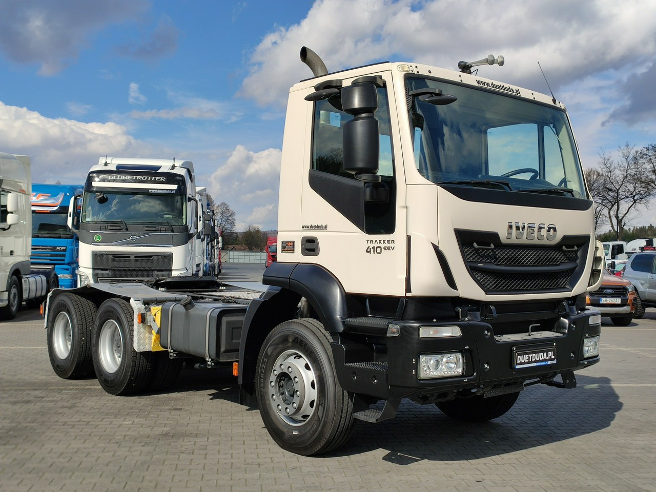 Iveco Trakker 26.410 6x4 Manual Mały Przebieg tylko-46000km - رأس تريلا: صورة 1 Iveco Trakker 26.410 6x4 Manual Mały Przebieg tylko-46000km - رأس تريلا: صورة 1