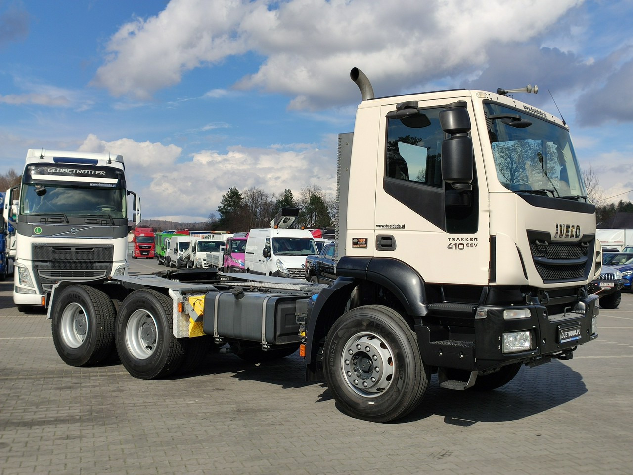 Iveco Trakker 26.410 6x4 Manual Mały Przebieg tylko-46000km - رأس تريلا: صورة 5 Iveco Trakker 26.410 6x4 Manual Mały Przebieg tylko-46000km - رأس تريلا: صورة 5