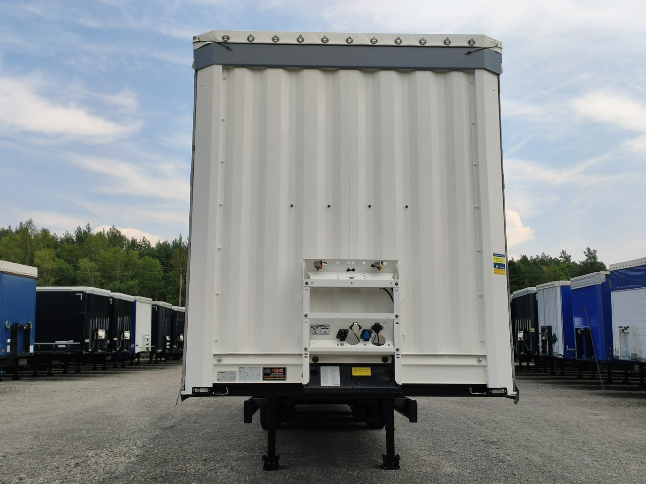 نصف مقطورة بستائر جانبية Krone Standard OŚ Podnoszona SAF 2017r: صورة 37