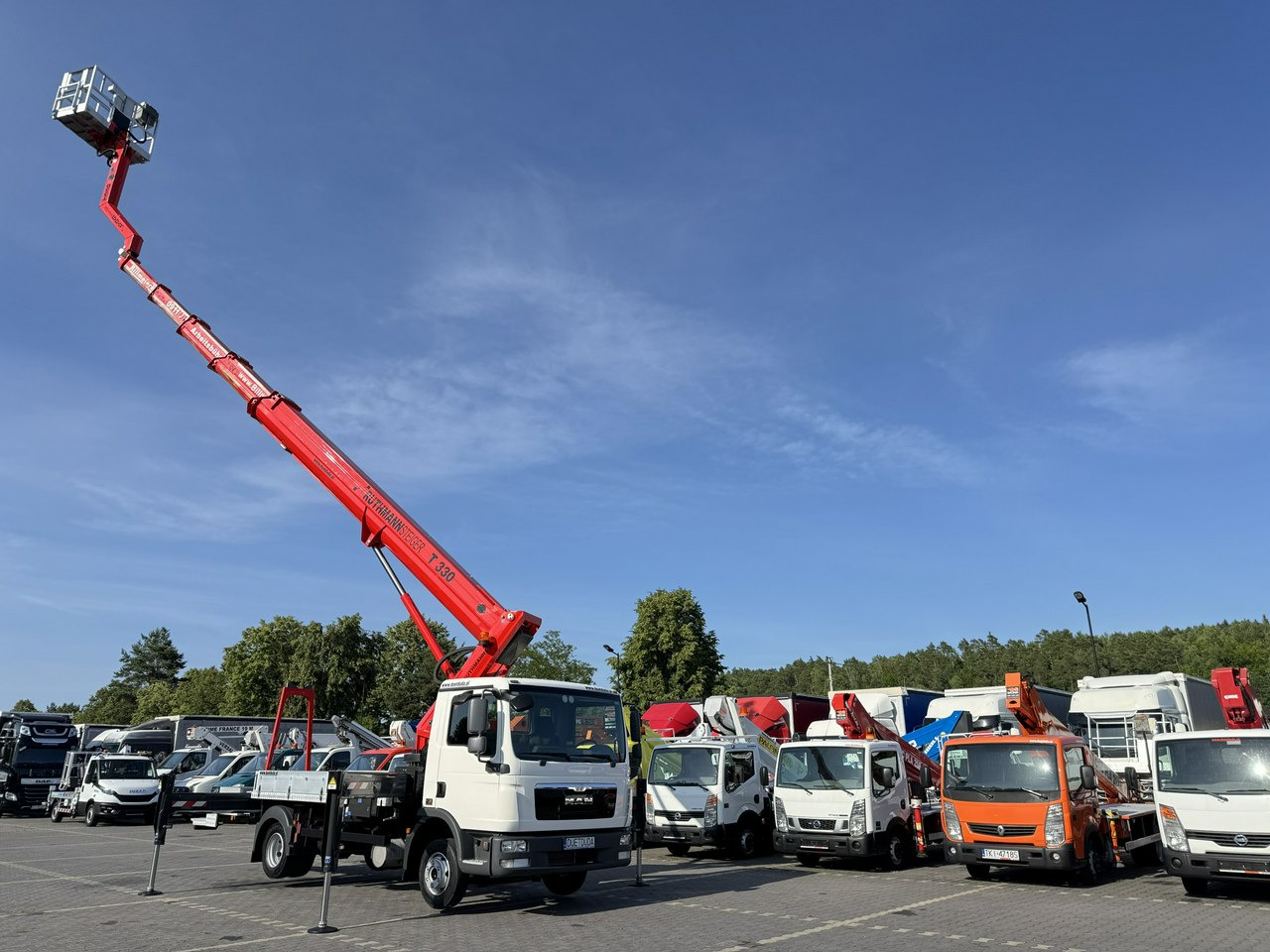 MAN TGL 7.150 Zwyżka Ruthmann T330 33-Metry DMC 7500KG 21m w Bok - منصة محمولة مثبتة على الشاحنة: صورة 5 MAN TGL 7.150 Zwyżka Ruthmann T330 33-Metry DMC 7500KG 21m w Bok - منصة محمولة مثبتة على الشاحنة: صورة 5