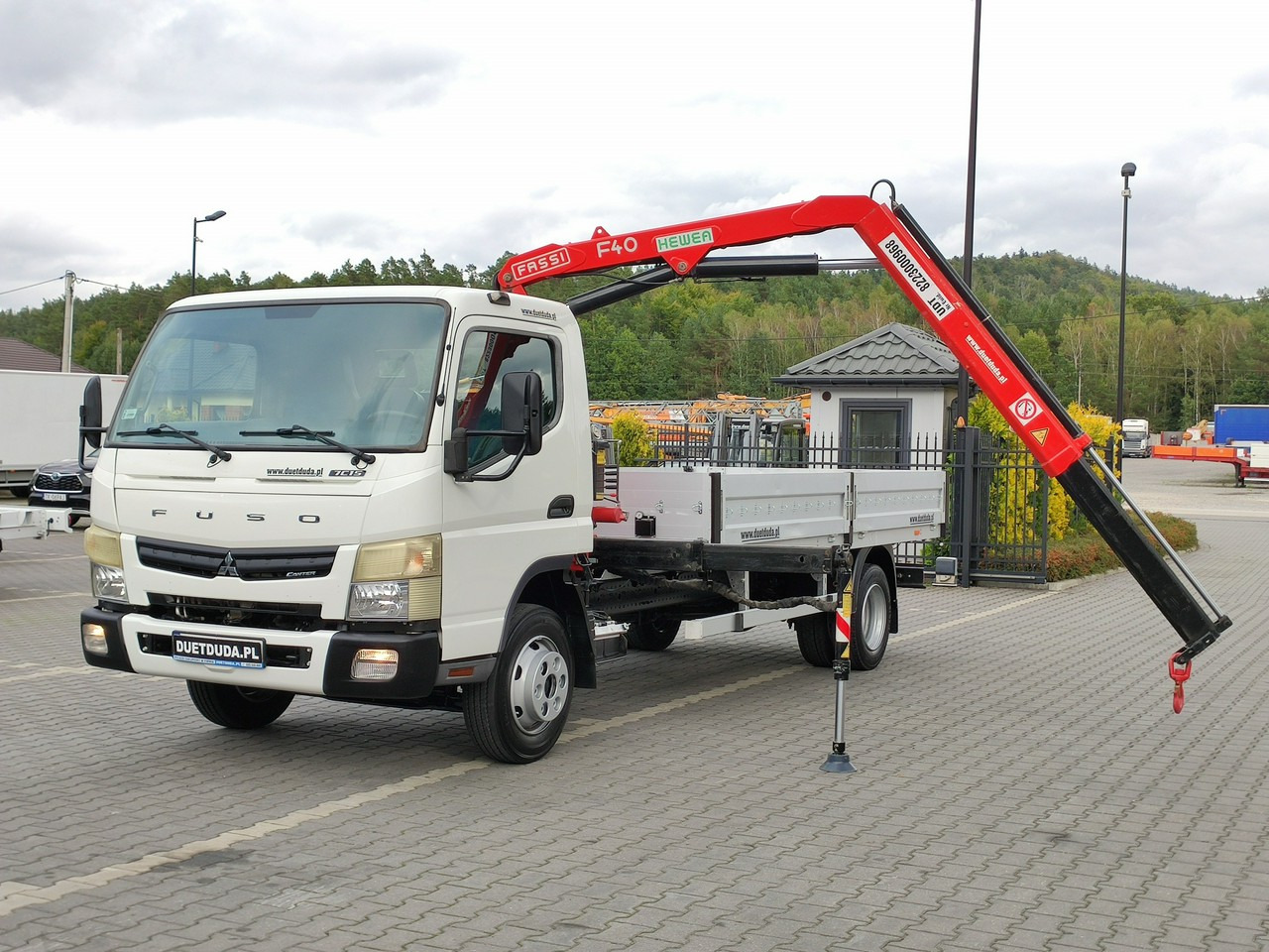 Mitsubishi Canter Fuso 7C15 3.0/150KM HDS FASSI F40 UNIKAT Super Stan !!! - شاحنات مسطحة, شاحنة كرين: صورة 4 Mitsubishi Canter Fuso 7C15 3.0/150KM HDS FASSI F40 UNIKAT Super Stan !!! - شاحنات مسطحة, شاحنة كرين: صورة 4