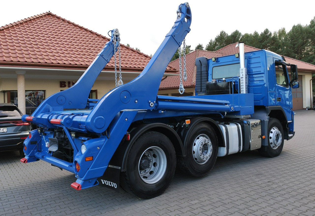 Volvo FM 410 E5 Bramowiec Hakowiec 6x2 Oś Skrętna / Podnoszona Automat - شاحنة لودر انزلاقي: صورة 4 Volvo FM 410 E5 Bramowiec Hakowiec 6x2 Oś Skrętna / Podnoszona Automat - شاحنة لودر انزلاقي: صورة 4