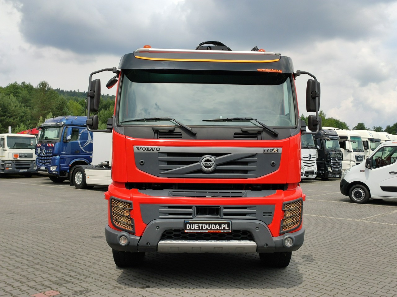 تأجير Volvo FMX 410 6x4 13L HDS Radiowy Hydroburta Volvo FMX 410 6x4 13L HDS Radiowy Hydroburta: صورة 16