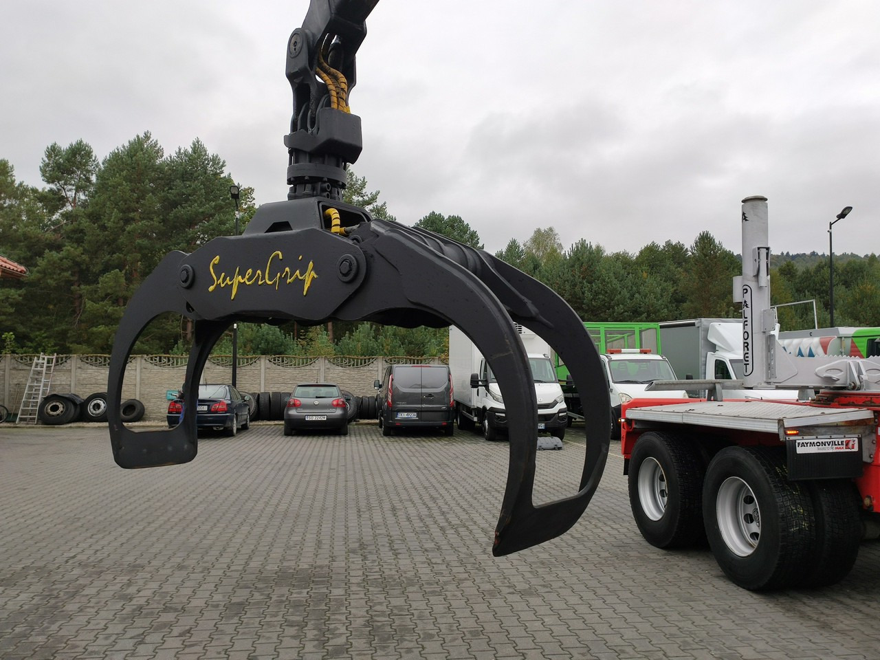 تأجير Volvo FMX 540 6x4 RETARDER PALFORET EPSILON S300L Do Drewna Volvo FMX 540 6x4 RETARDER PALFORET EPSILON S300L Do Drewna: صورة 38