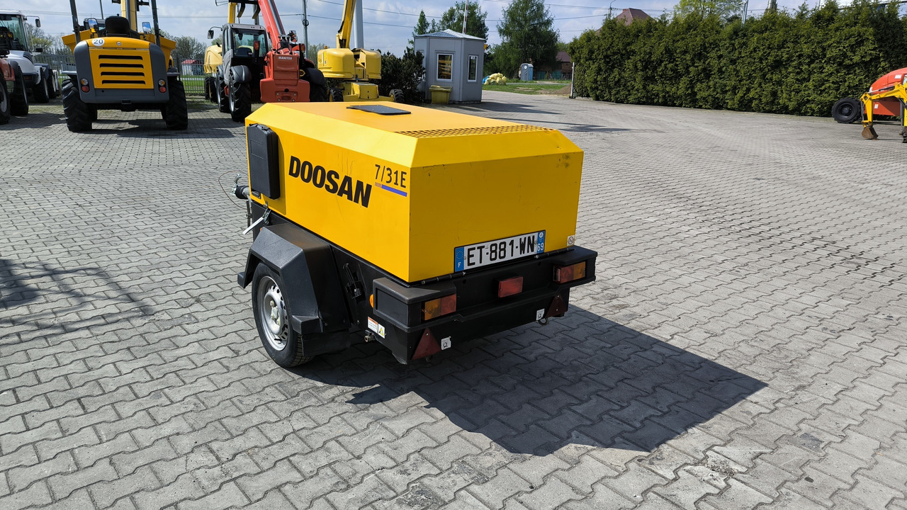DOOSAN 731E - ضاغط هوائي: صورة 4 DOOSAN 731E - ضاغط هوائي: صورة 4