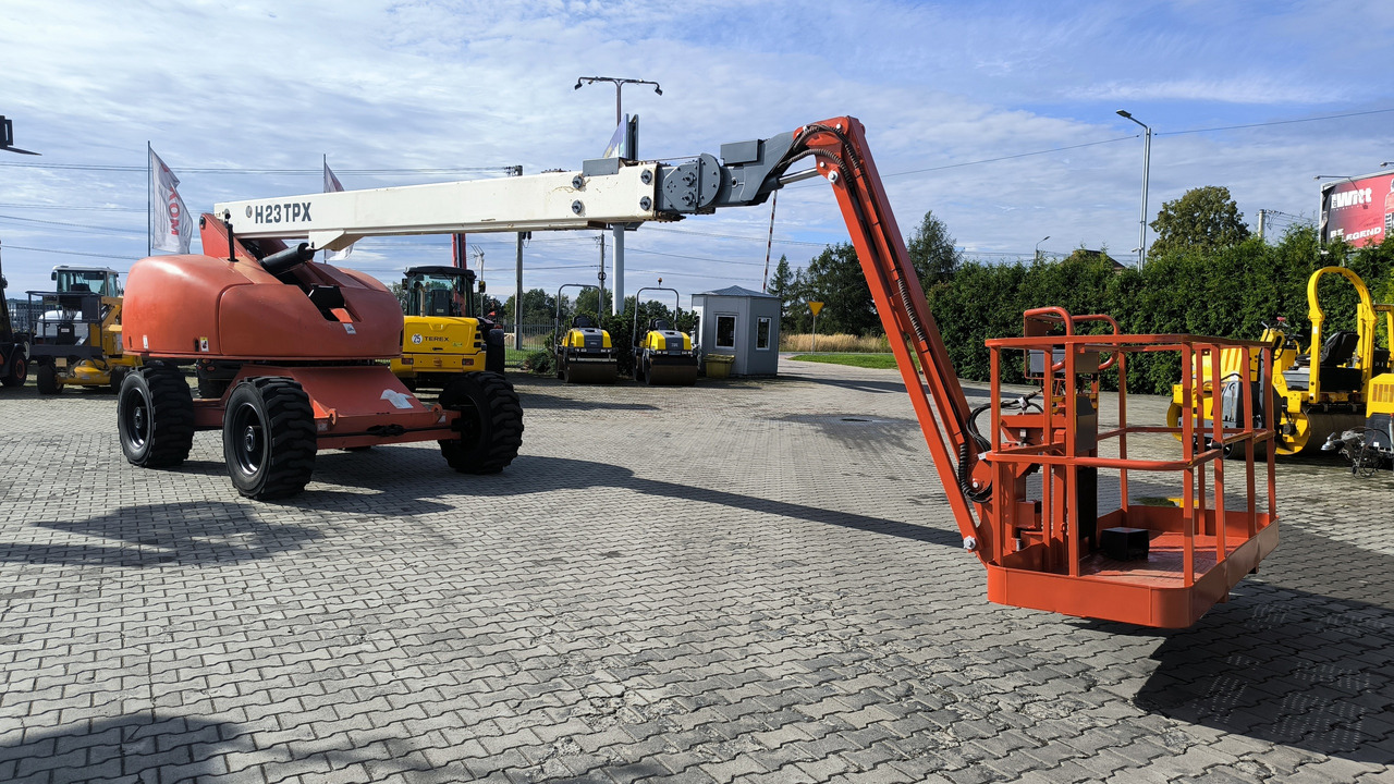 HAULOTTE H 23 TPX - مرفاع تلسكوبي: صورة 1 HAULOTTE H 23 TPX - مرفاع تلسكوبي: صورة 1