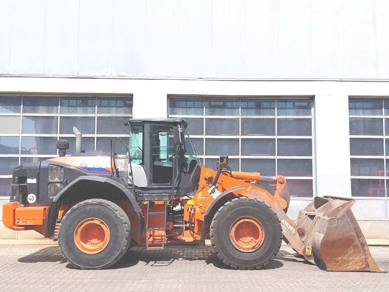 Hitachi ZW 250-6 - اللودر بعجل: صورة 5 Hitachi ZW 250-6 - اللودر بعجل: صورة 5