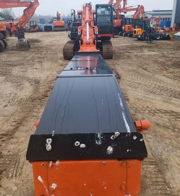 Hitachi ZX 210 LC-6 Teledipper - حفار زاحف: صورة 4 Hitachi ZX 210 LC-6 Teledipper - حفار زاحف: صورة 4