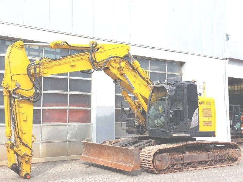Hitachi ZX 225 US LC-6 - حفار زاحف: صورة 2 Hitachi ZX 225 US LC-6 - حفار زاحف: صورة 2