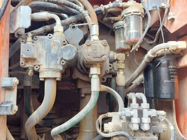 تأجير Hitachi ZX 490 LCH-6  Hitachi ZX 490 LCH-6: صورة 7