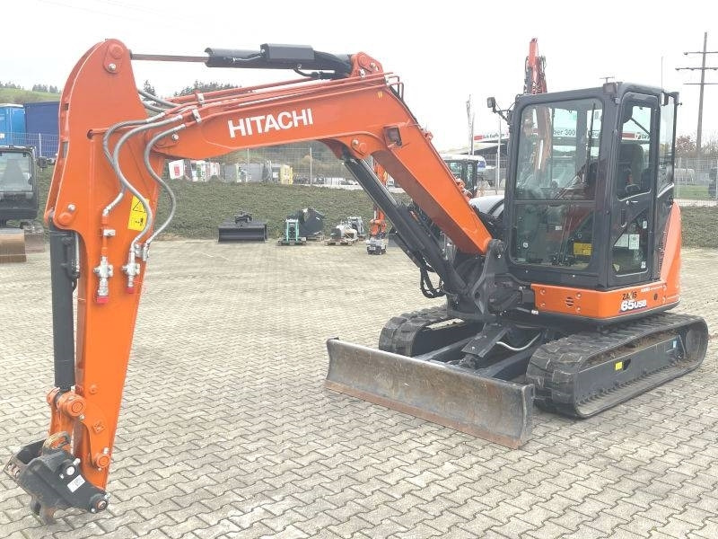 Hitachi ZX 65 USB-6 - حفار صغير: صورة 2 Hitachi ZX 65 USB-6 - حفار صغير: صورة 2