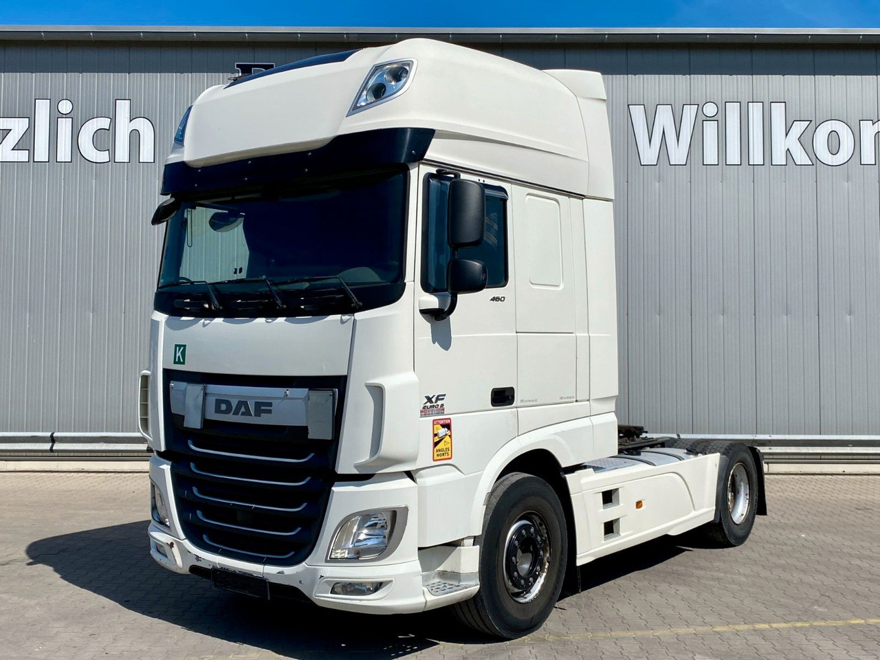 DAF XF 460 Super Space Cab | Klima*Vollspoiler - مقطورة السحب: صورة 1 DAF XF 460 Super Space Cab | Klima*Vollspoiler - مقطورة السحب: صورة 1