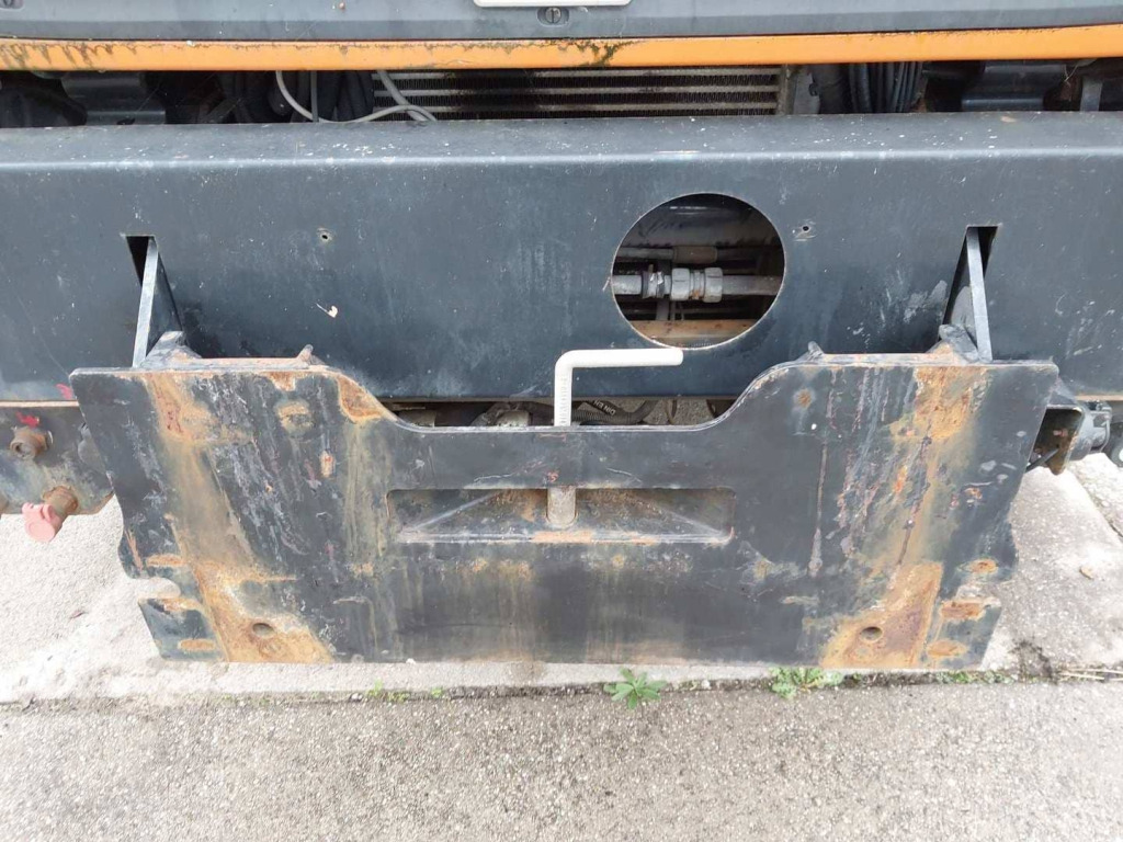 MAN LE 8.220 4x4 / Kran - شاحنة قلاب, شاحنة كرين: صورة 2 MAN LE 8.220 4x4 / Kran - شاحنة قلاب, شاحنة كرين: صورة 2