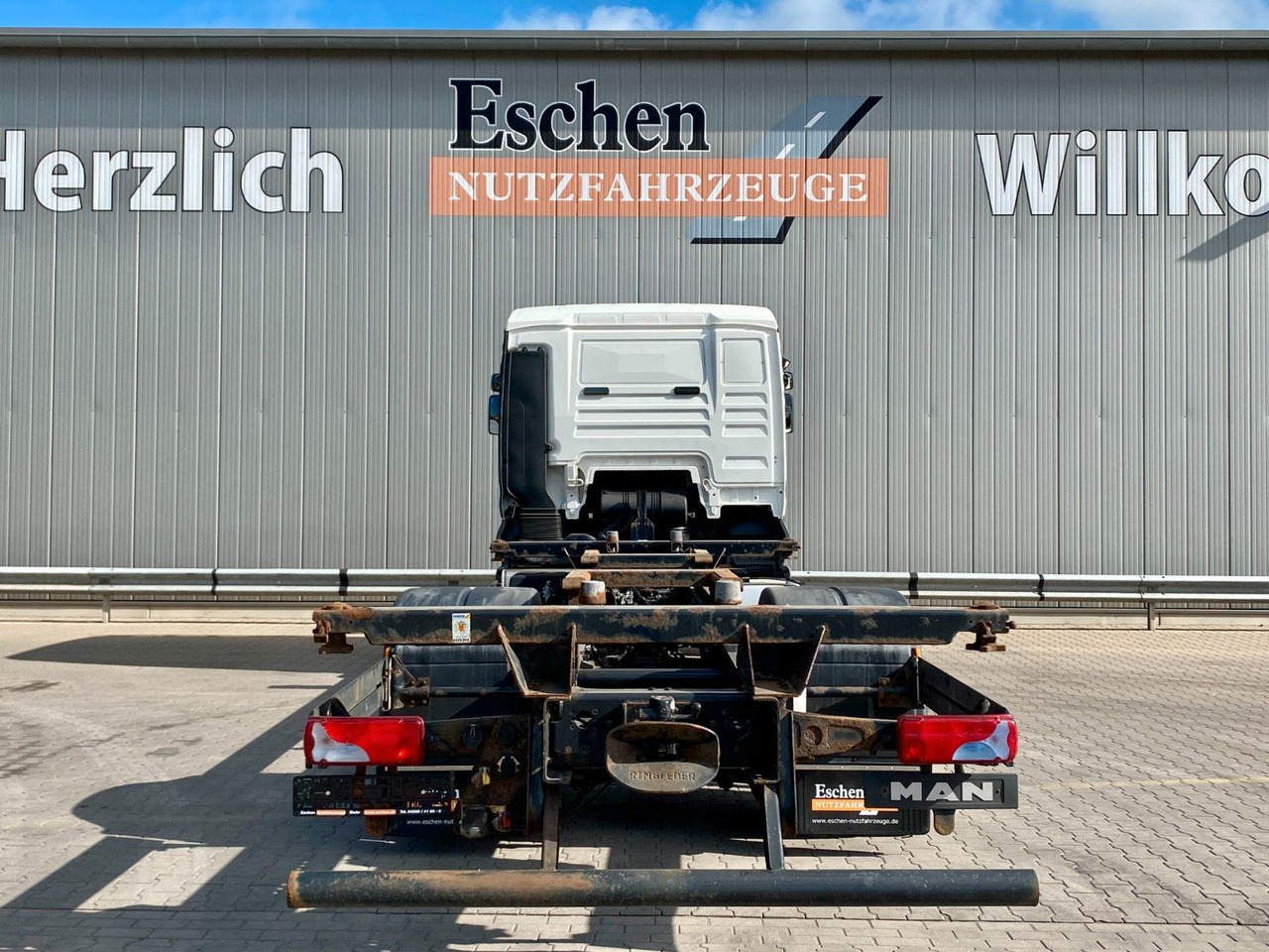 MAN TGA 18.350 LL Fahrschule*Driving school*5 Sitze MAN TGA 18.350 LL Fahrschule*Driving school*5 Sitze - شاحنات مسطحة: صورة 4 MAN TGA 18.350 LL Fahrschule*Driving school*5 Sitze MAN TGA 18.350 LL Fahrschule*Driving school*5 Sitze - شاحنات مسطحة: صورة 4