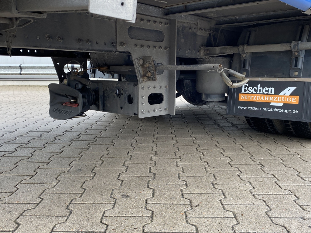 شاحنة ذات ستائر جانبية MAN TGL 12.250 4x2 BL: صورة 8 شاحنة ذات ستائر جانبية MAN TGL 12.250 4x2 BL: صورة 8