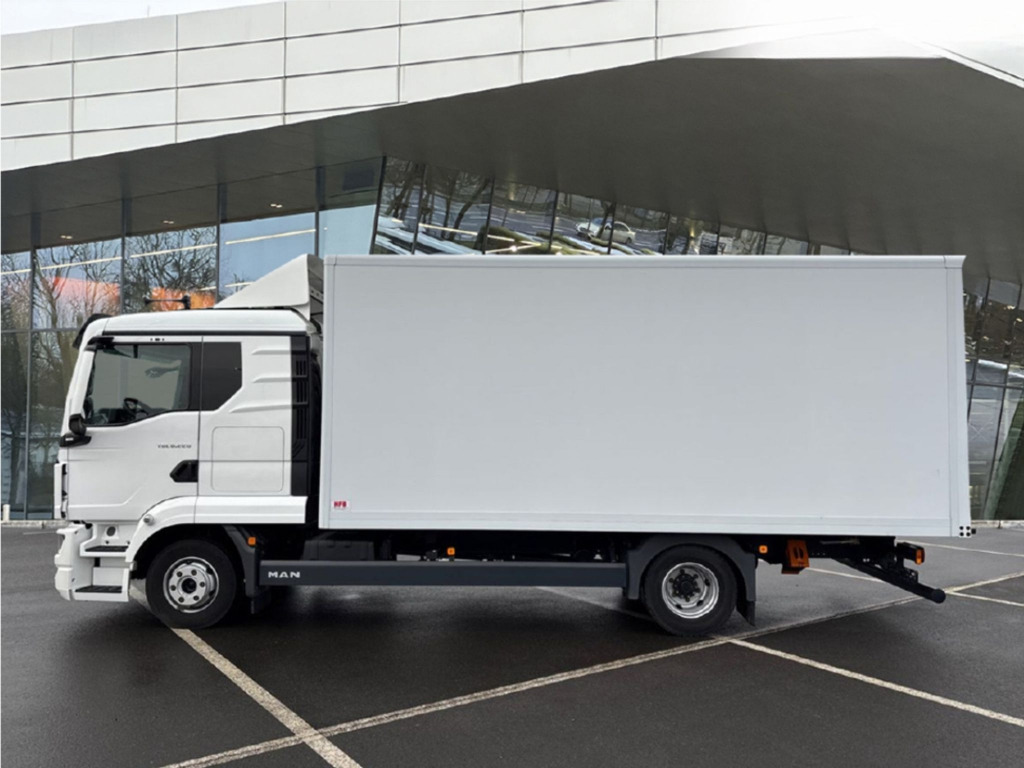 MAN TGL 8.220 4x2 BL - شاحنة صندوقية: صورة 2 MAN TGL 8.220 4x2 BL - شاحنة صندوقية: صورة 2
