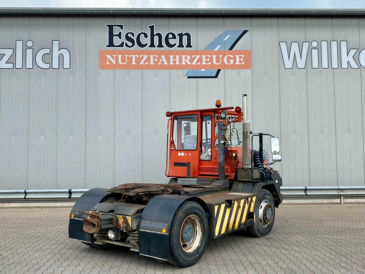 Terberg RT20 4x4 Rangierfahrzeug | Automatik - شاحنة: صورة 5 Terberg RT20 4x4 Rangierfahrzeug | Automatik - شاحنة: صورة 5