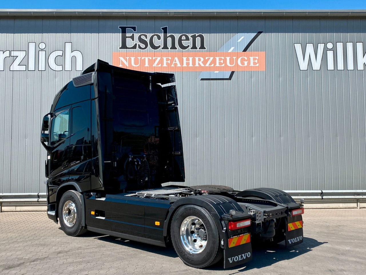 Volvo FH 500 Globetrotter| I-Park-Cool*2x Tank*Spoiler - مقطورة السحب: صورة 3 Volvo FH 500 Globetrotter| I-Park-Cool*2x Tank*Spoiler - مقطورة السحب: صورة 3