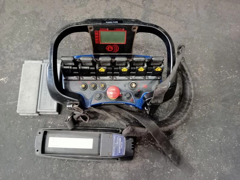 Grúa Fassi F425RA.2.23 E-DYNAMIC - ونش كرين - شاحنة: صورة 5 Grúa Fassi F425RA.2.23 E-DYNAMIC - ونش كرين - شاحنة: صورة 5