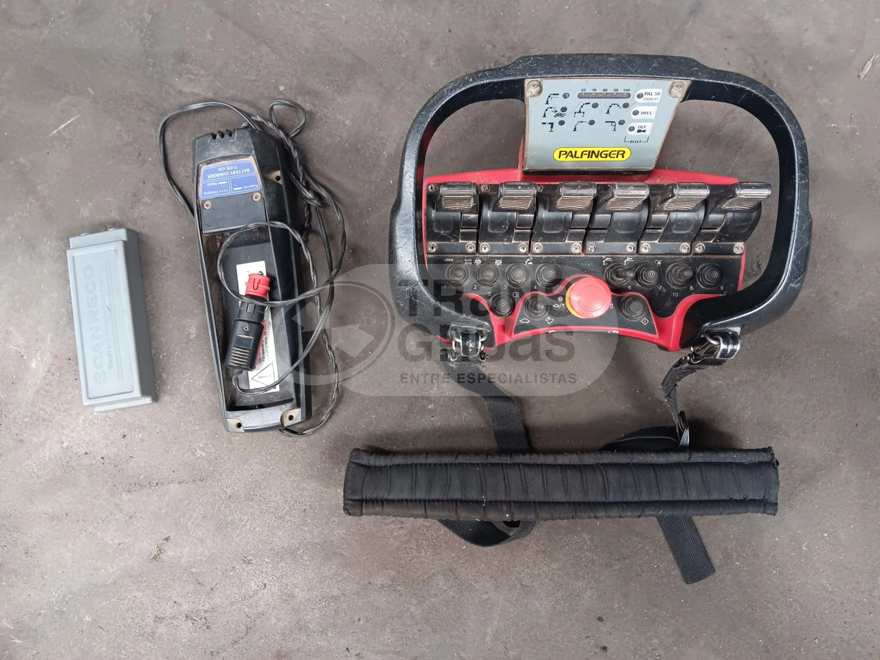 Grúa hidráulica Palfinger PK 16002 - ونش كرين: صورة 1 Grúa hidráulica Palfinger PK 16002 - ونش كرين: صورة 1