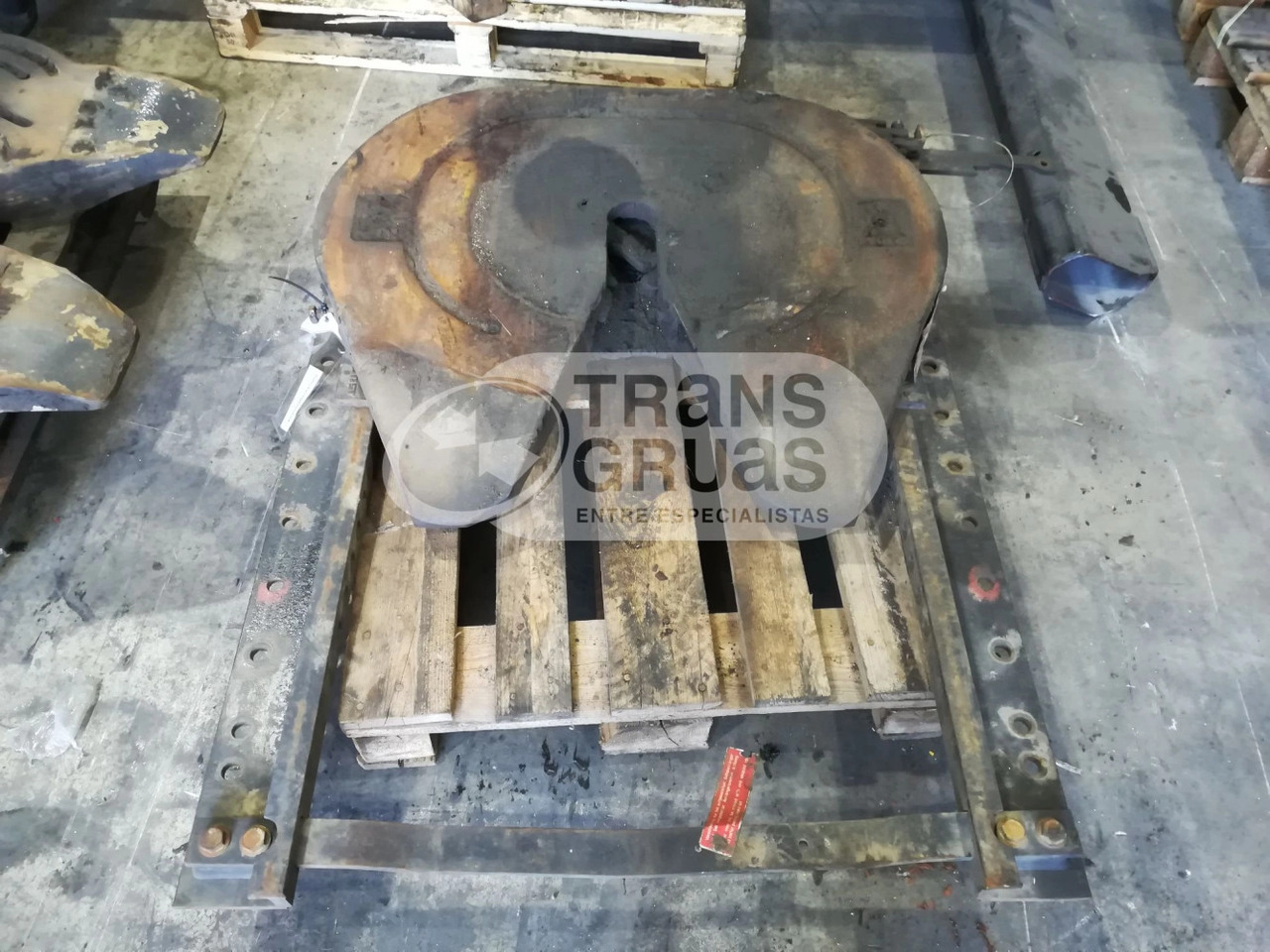 Quinta rueda - قارنة سرجية - شاحنة: صورة 1 Quinta rueda - قارنة سرجية - شاحنة: صورة 1