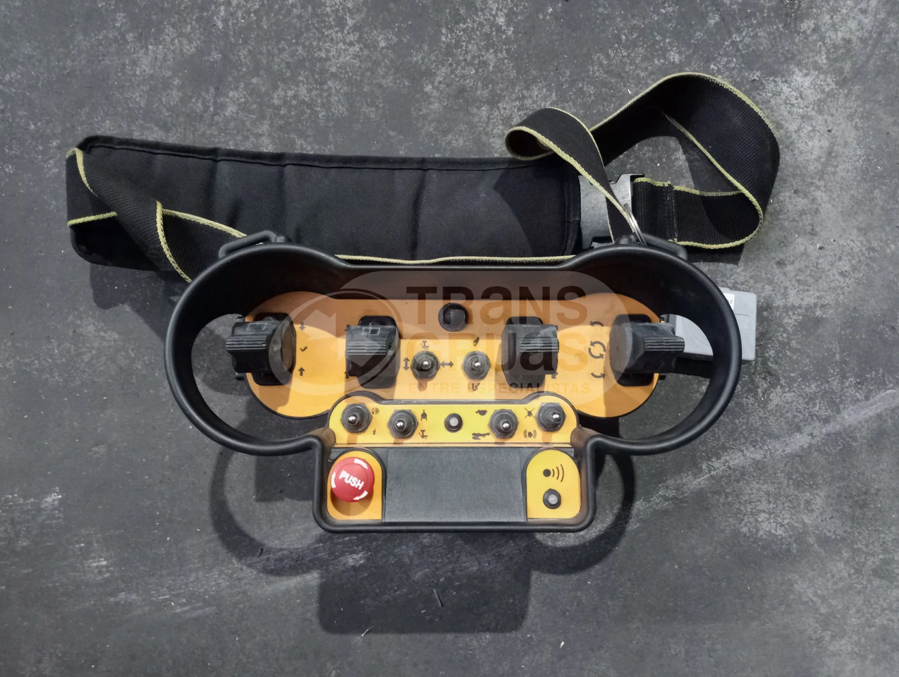 Minigrua sobre orugas UNIC URW-295CP2E - رافعة عنكبوتية: صورة 3 Minigrua sobre orugas UNIC URW-295CP2E - رافعة عنكبوتية: صورة 3