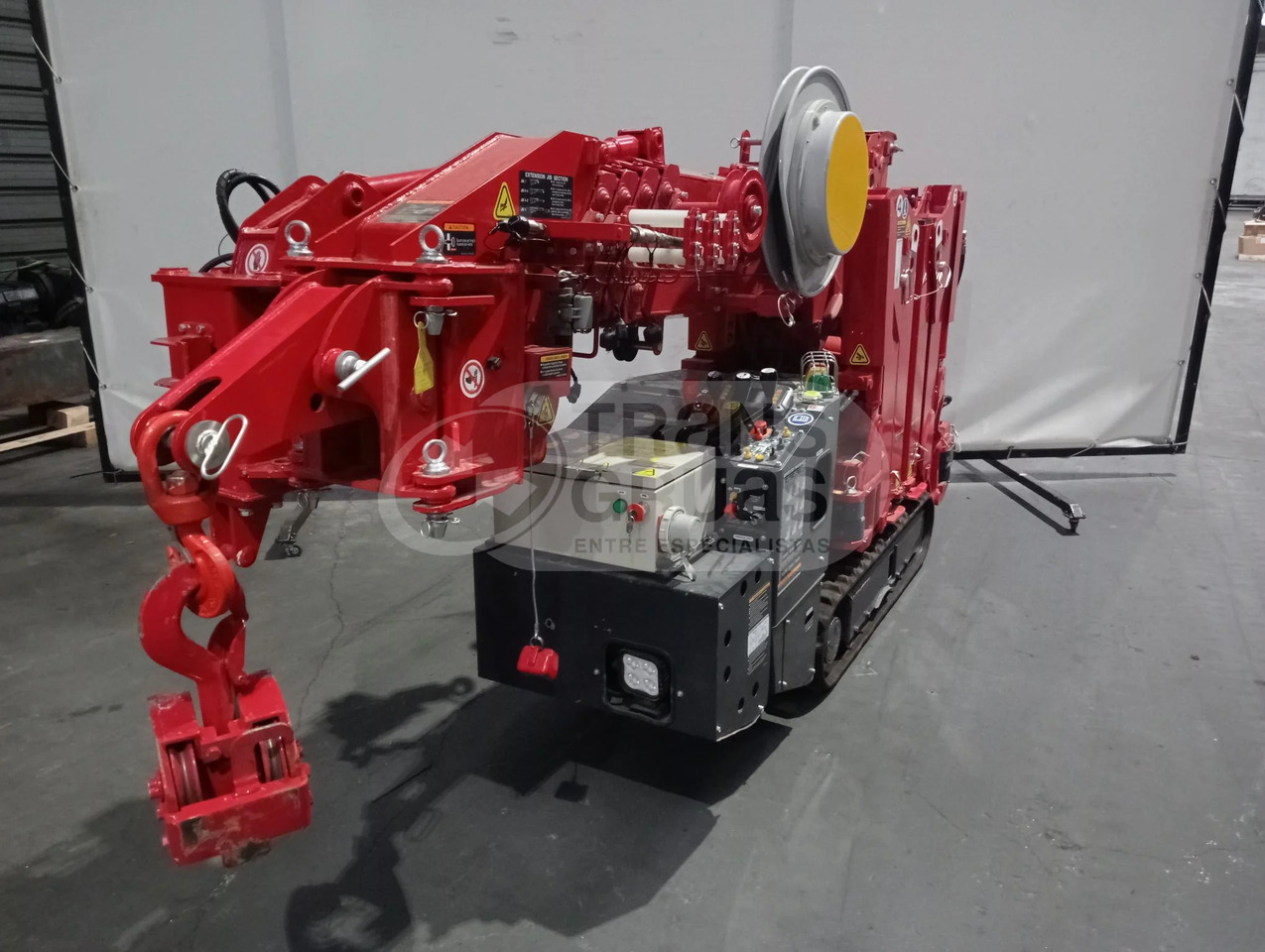 Minigrua sobre orugas UNIC URW-295CP2E - رافعة عنكبوتية: صورة 4 Minigrua sobre orugas UNIC URW-295CP2E - رافعة عنكبوتية: صورة 4