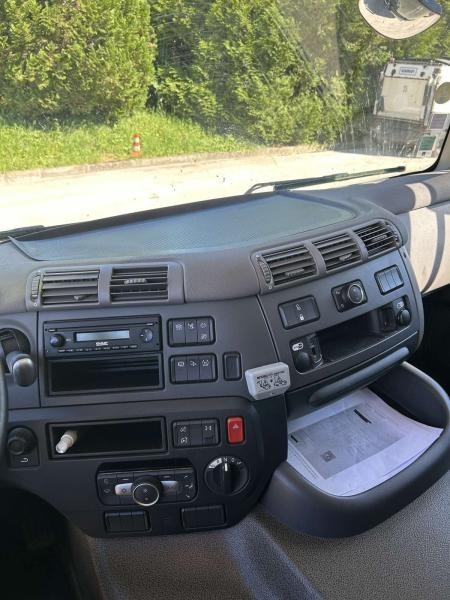 DAF CF 340 - شاحنة صندوقية: صورة 2 DAF CF 340 - شاحنة صندوقية: صورة 2