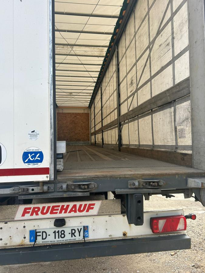 Fruehauf - نصف مقطورة بستائر جانبية: صورة 2 Fruehauf - نصف مقطورة بستائر جانبية: صورة 2