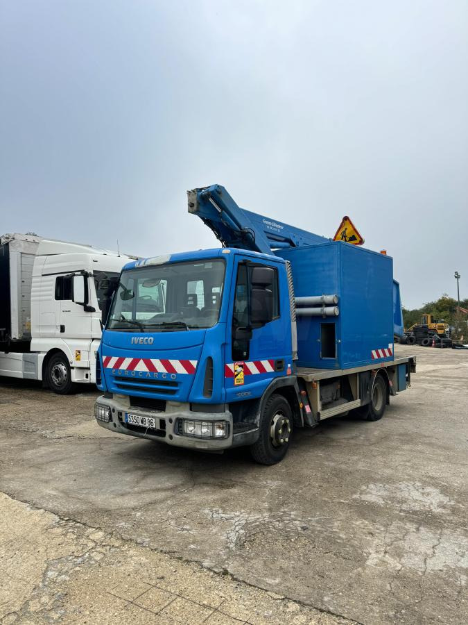 Iveco Eurocargo 100E19 - منصة محمولة مثبتة على الشاحنة: صورة 1 Iveco Eurocargo 100E19 - منصة محمولة مثبتة على الشاحنة: صورة 1
